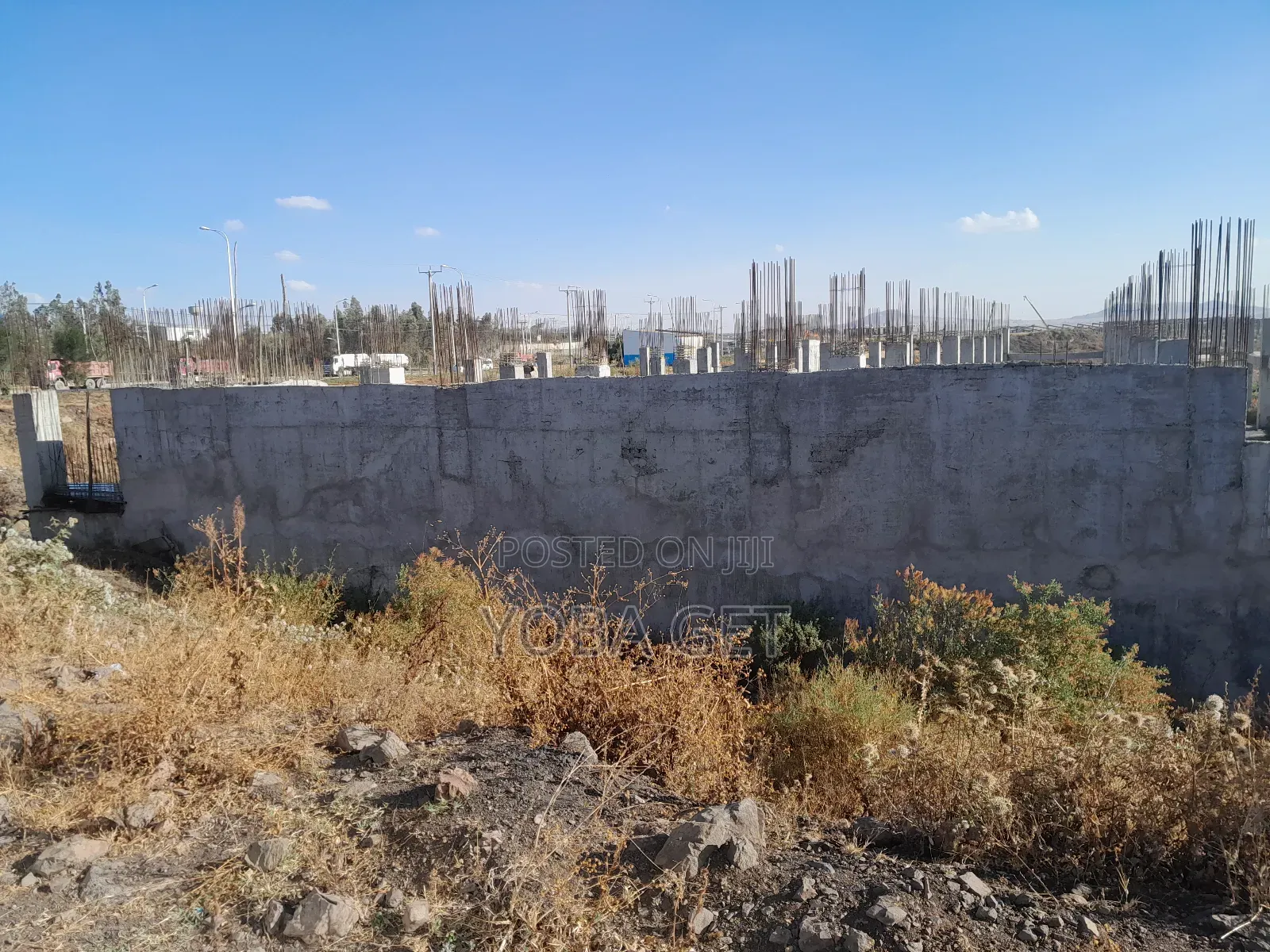 አስቸካይ የሚሸጥ መሰረት