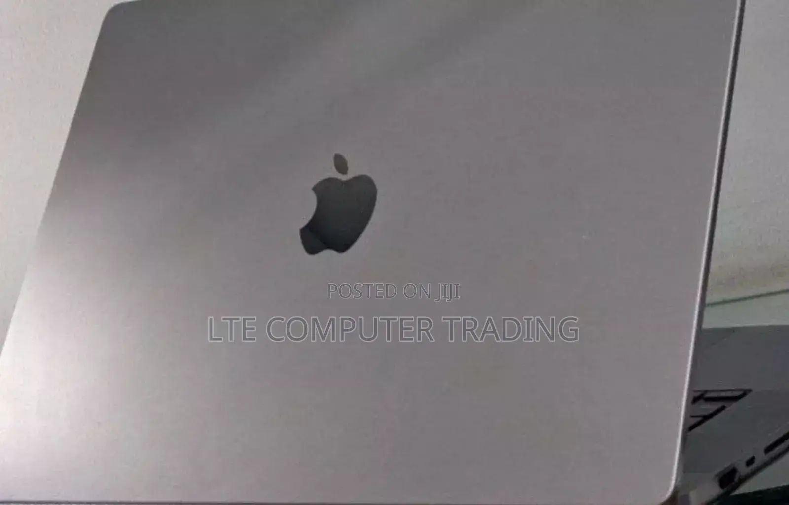 New Laptop Apple MacBook Pro M1 16GB Apple M1 Pro SSD 1T