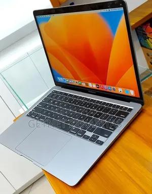 New Laptop Apple MacBook Air 8GB Apple M1 SSD 256GB