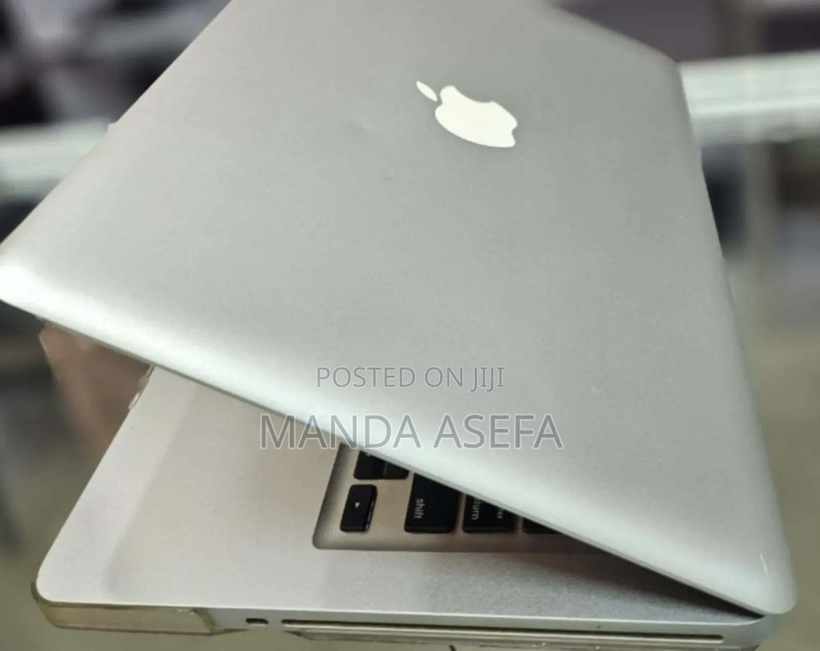Laptop Apple MacBook Pro 2011 4GB Intel Core I7 HDD 500GB