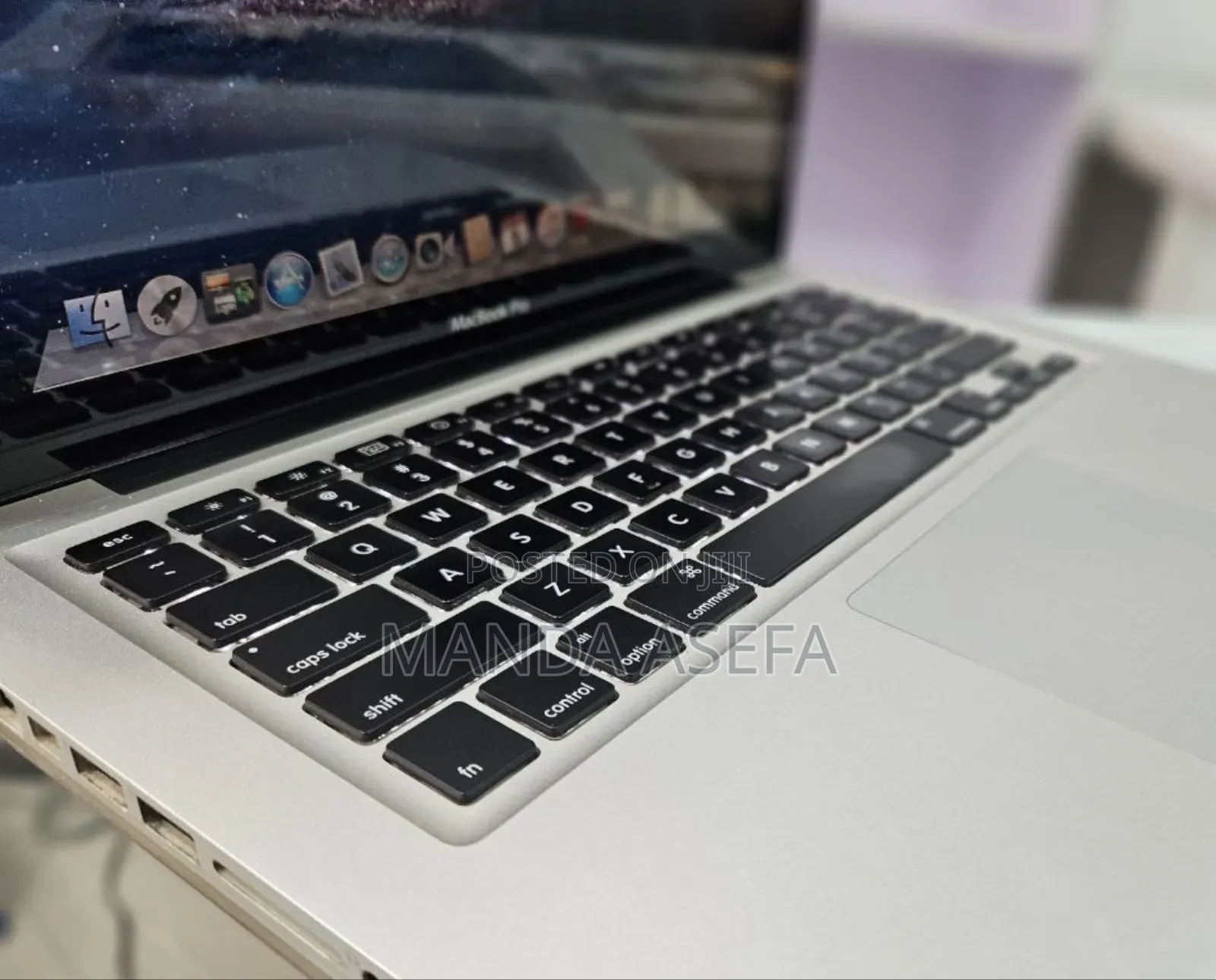Laptop Apple MacBook Pro 2011 4GB Intel Core I7 HDD 500GB