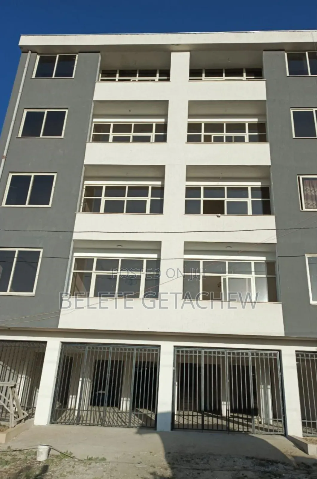 Ayat, G+4 Apartment Building for Sale 300sqm
