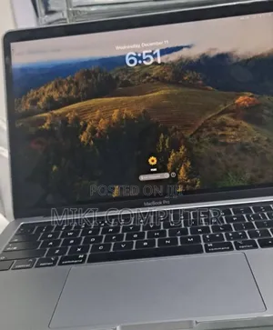 New Laptop Apple MacBook Pro 2019 16GB Intel Core I7 SSD 512GB