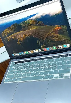 New Laptop Apple MacBook Pro M1 8GB SSD 256GB