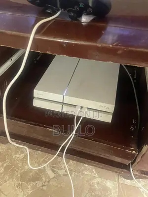 Photo - Playstation 4