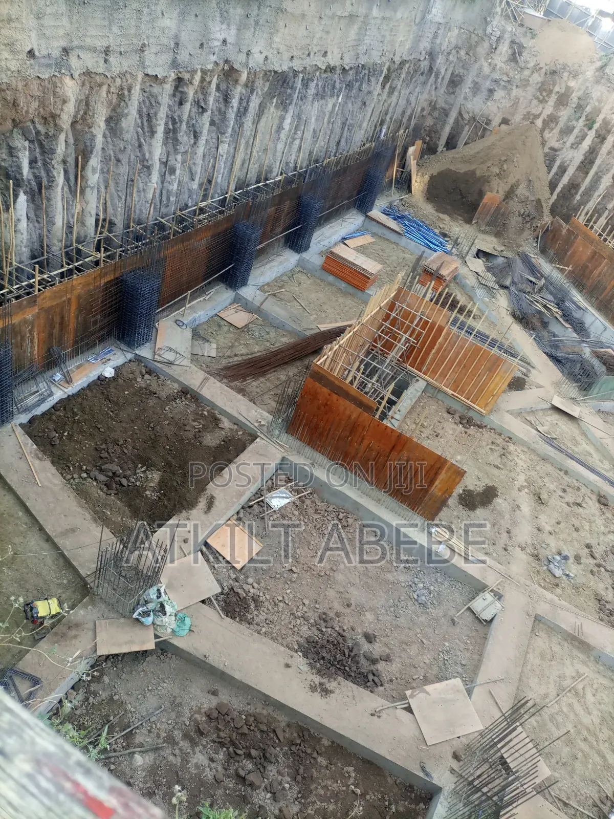 3bdrm Apartment in Yeka for sale