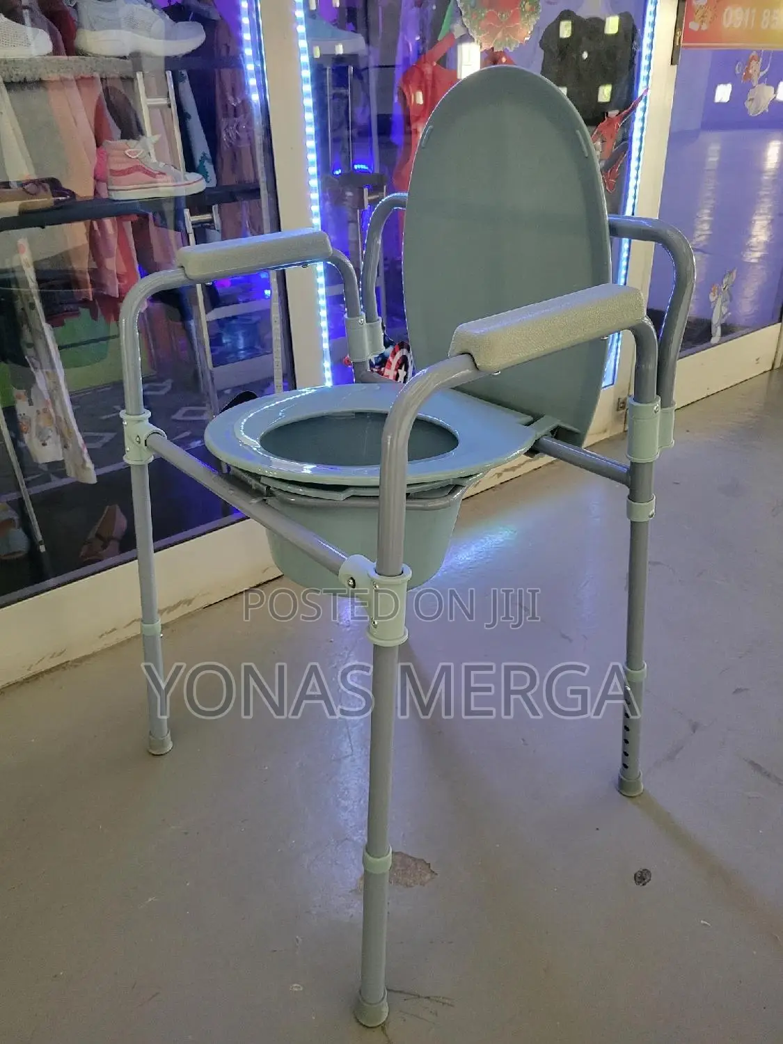 Move Strong Frame Potty Chair፮妻popo Easy to Fold and Clean