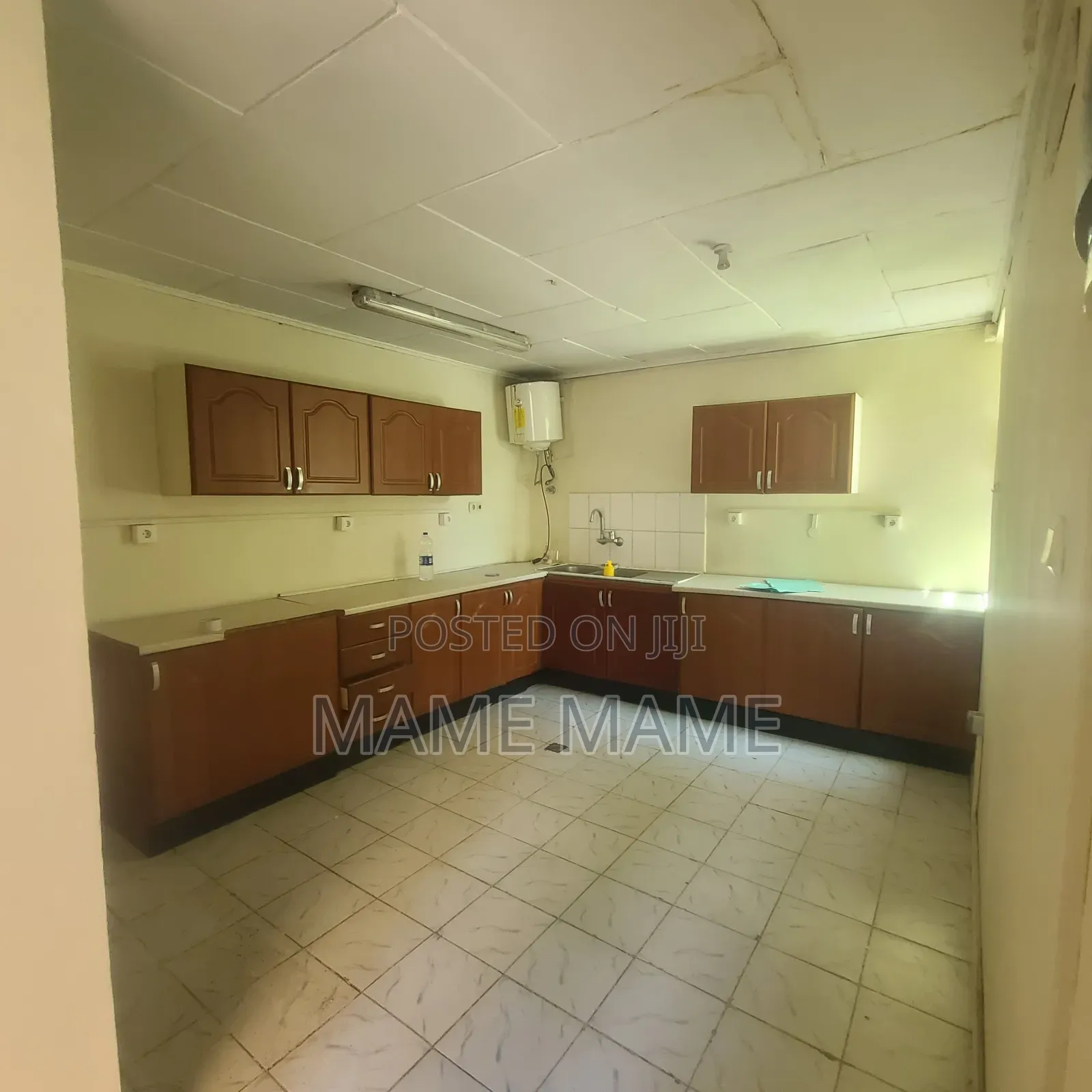 4bdrm House in Addis Abeba, Bole for rent