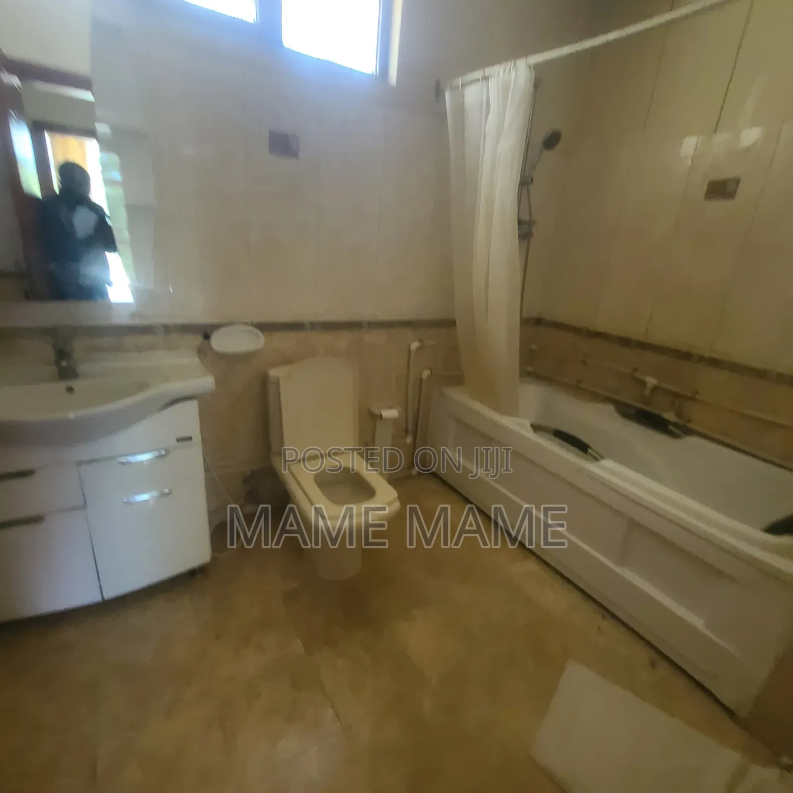 4bdrm House in Addis Abeba, Bole for rent
