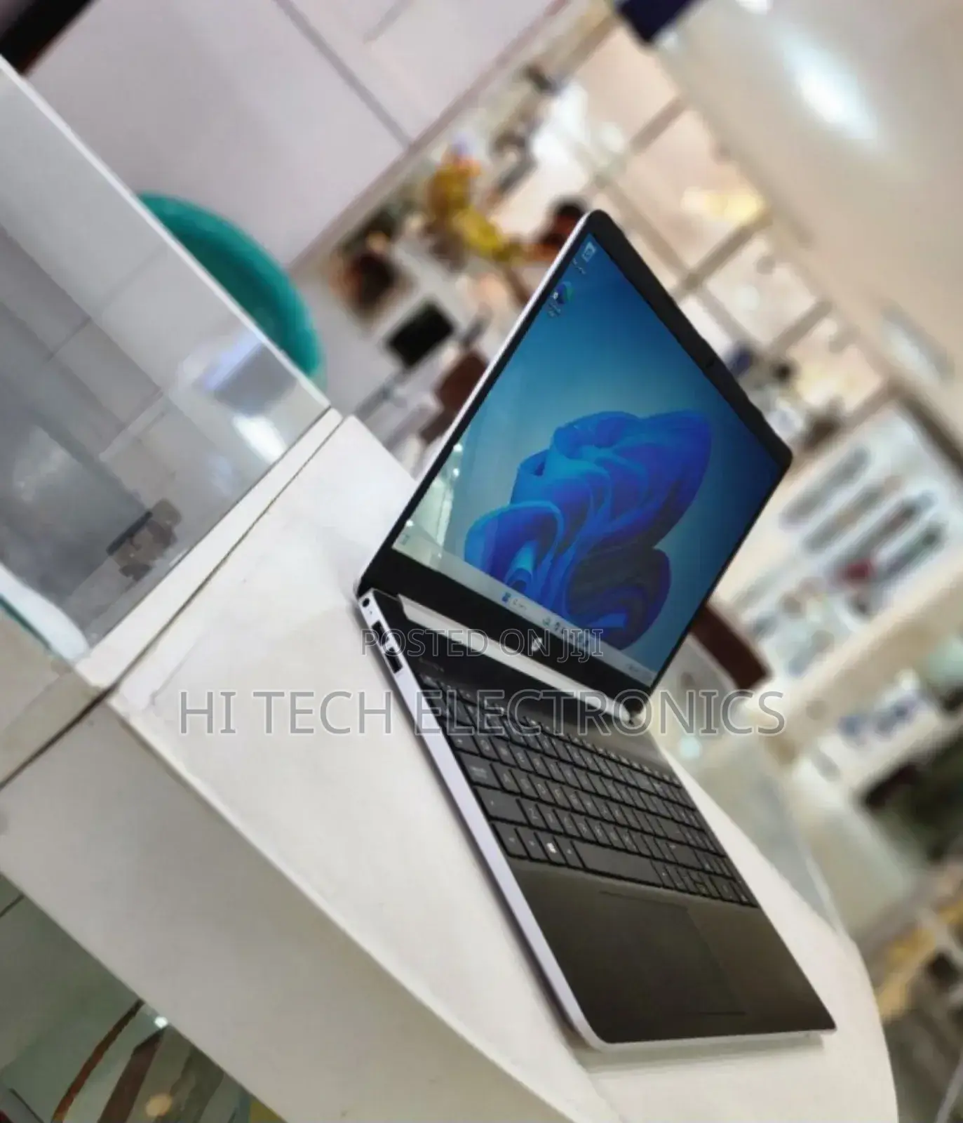 New Laptop HP Stream Notebook 8GB Intel Core I7 SSD 512GB