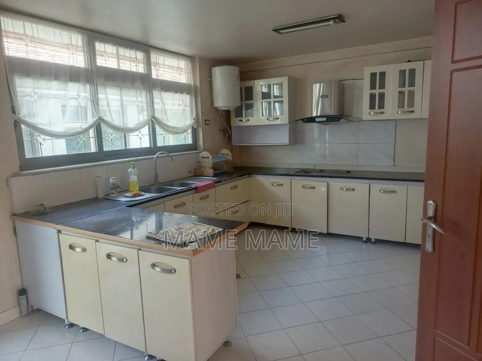 4bdrm House in Addis Abeba, Bole for rent