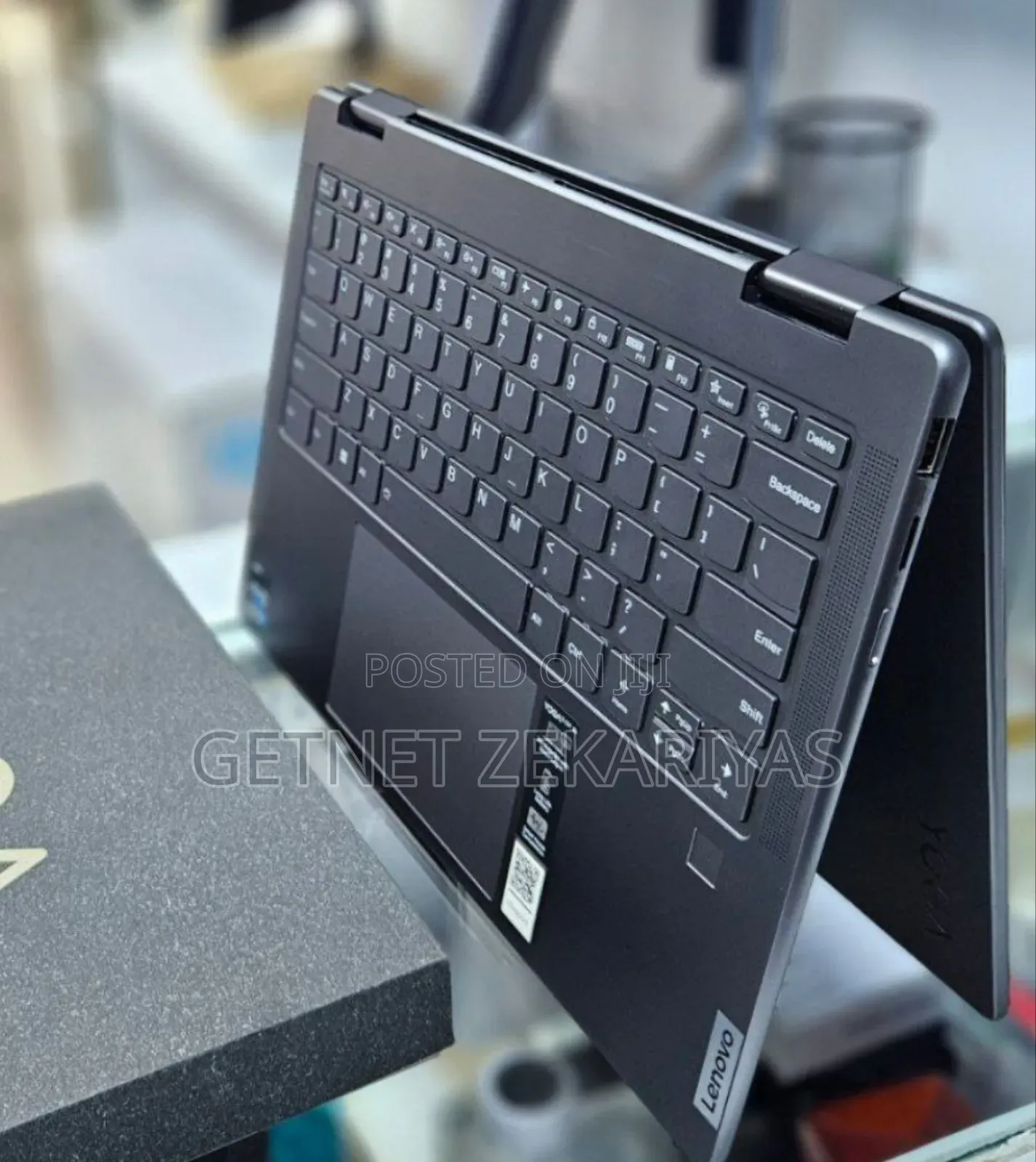 New Laptop Lenovo Yoga 7i 8GB Intel Core I5 SSD 512GB