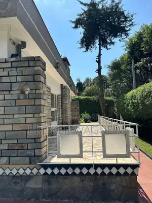 3bdrm Villa in Bole for rent