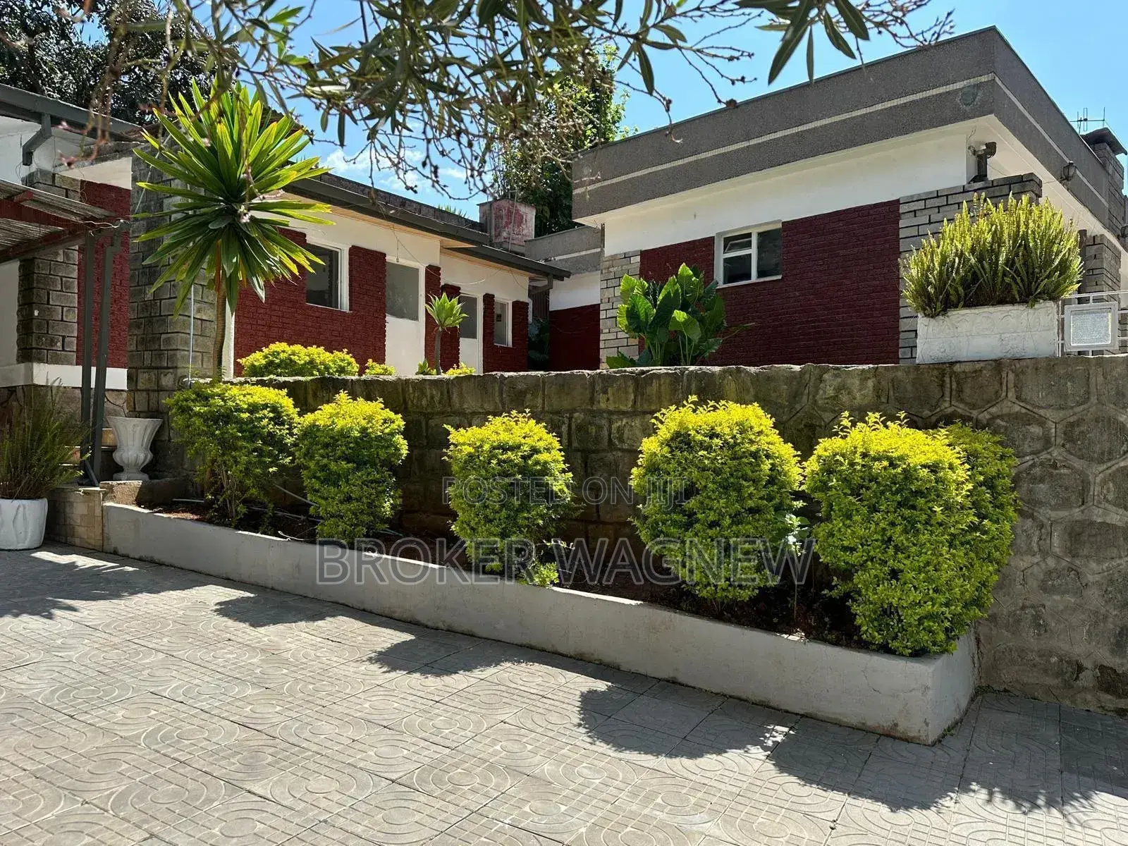 3bdrm Villa in Bole for rent