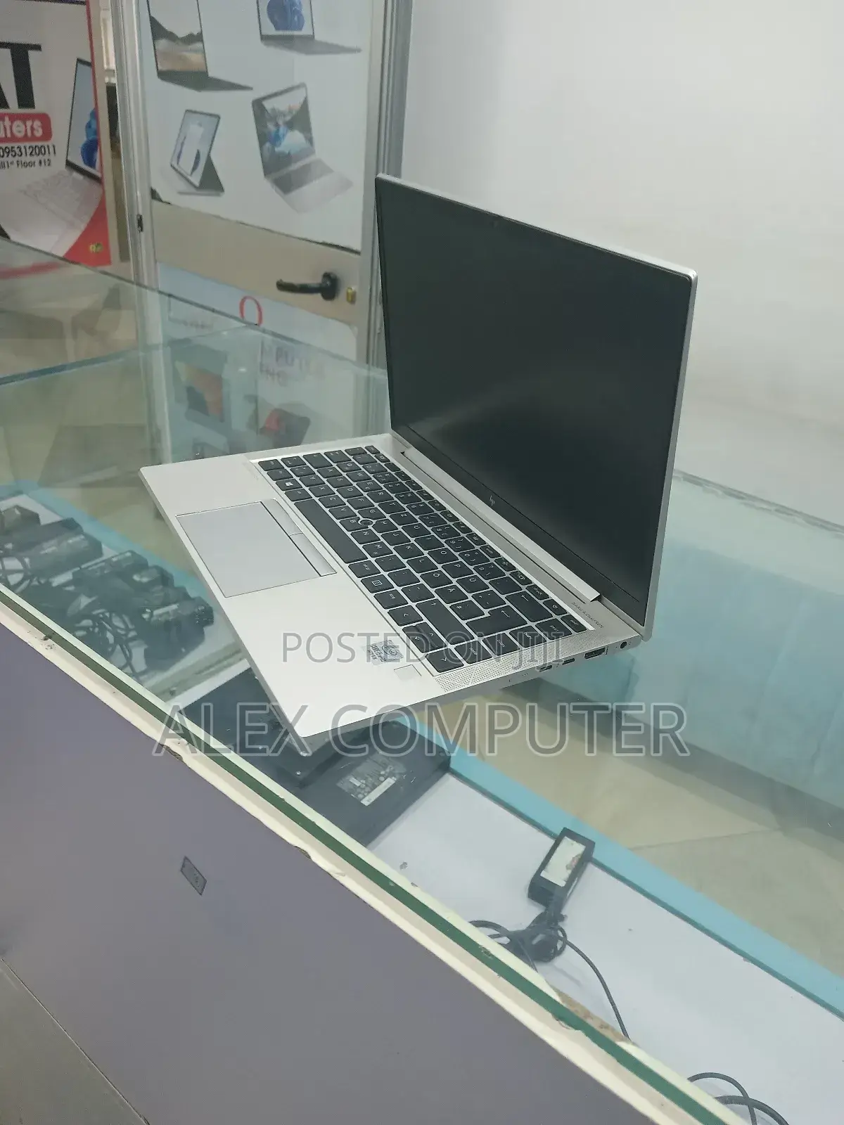 New Laptop HP EliteBook 830 G7 16GB Intel Core I5 SSD 512GB