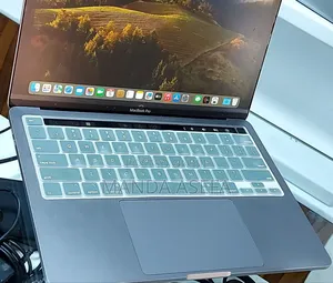 New Laptop Apple MacBook Pro M1 8GB Apple M1 SSD 256GB