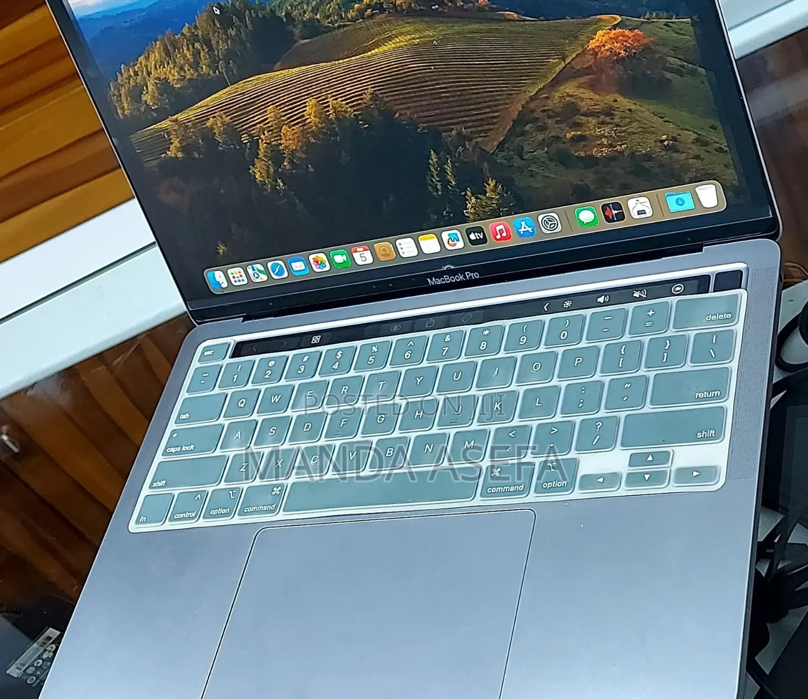 New Laptop Apple MacBook Pro M1 8GB Apple M1 SSD 256GB