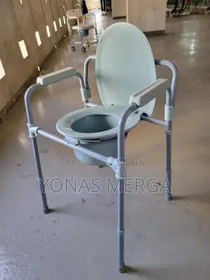 Toilet Chair፶罟commode Chair፱姊 Armrests for Added Support