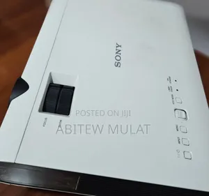 High Quality Sony Vpl-dx102 Projector White Brightness