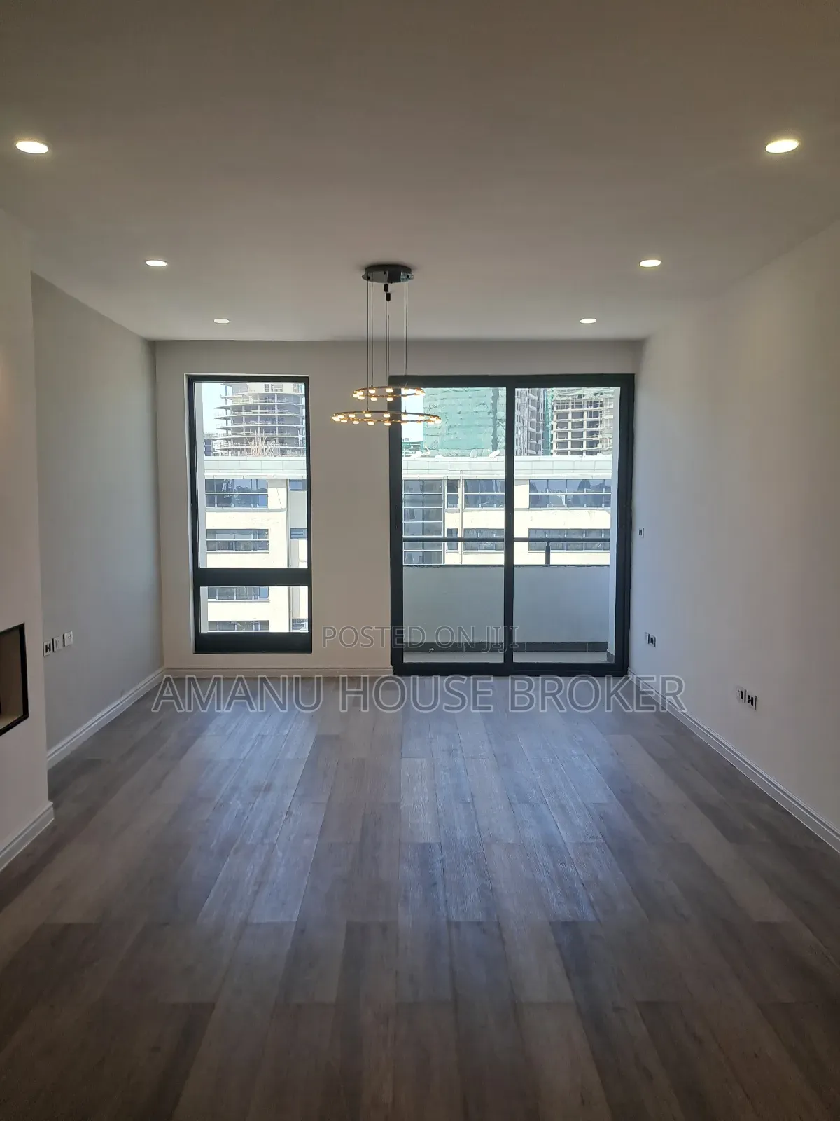 3bdrm Apartment in Addis Abeba, Kirkos for sale