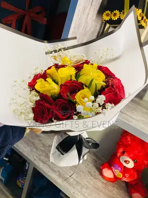 Yaho Toy and Flower  Gift