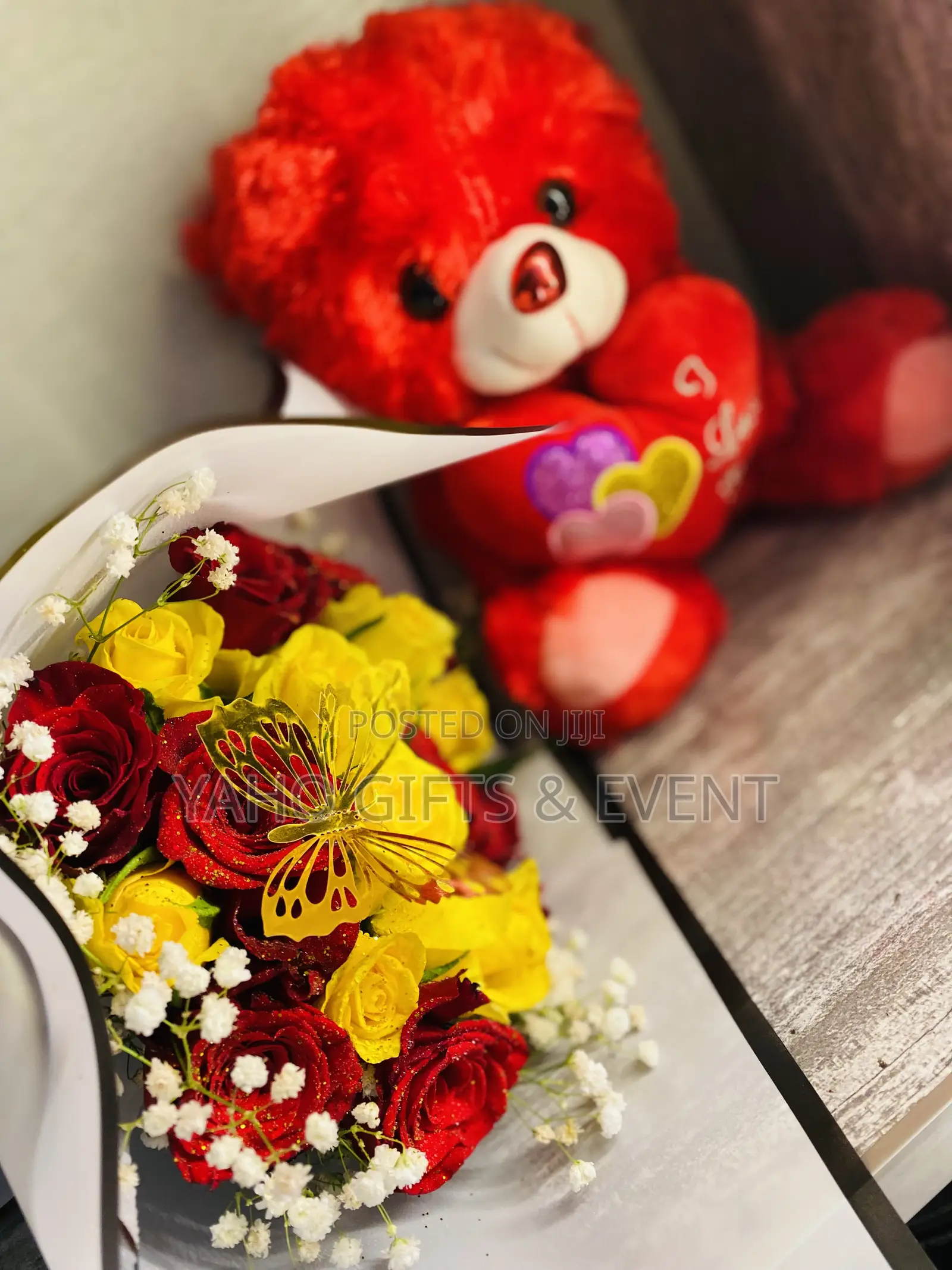 Yaho Toy and Flower  Gift