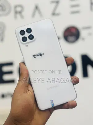 New Samsung Galaxy M53 128 GB White
