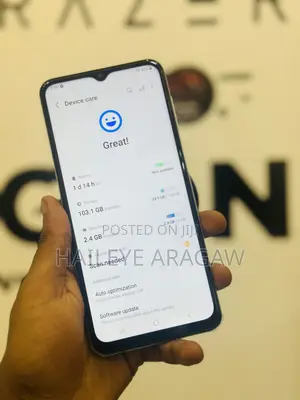 Photo - New Samsung Galaxy M53 128 GB White