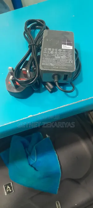 Photo - Microsoft Surface Charger