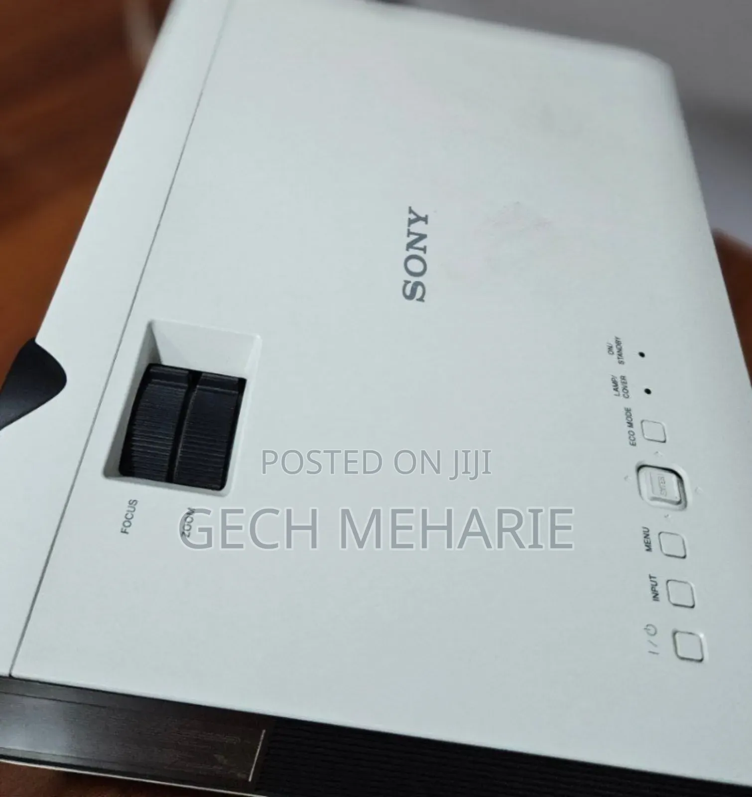 High Quality Sony VPL-Dx102 Projector White Brig