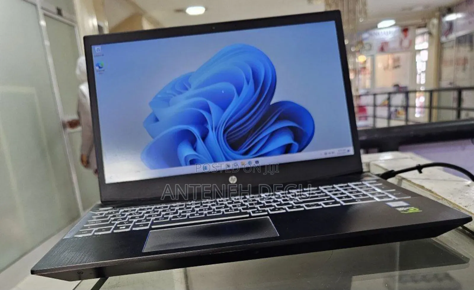 New Laptop HP Pavilion 15 8GB Intel Core I5 HDD+SSD 1T