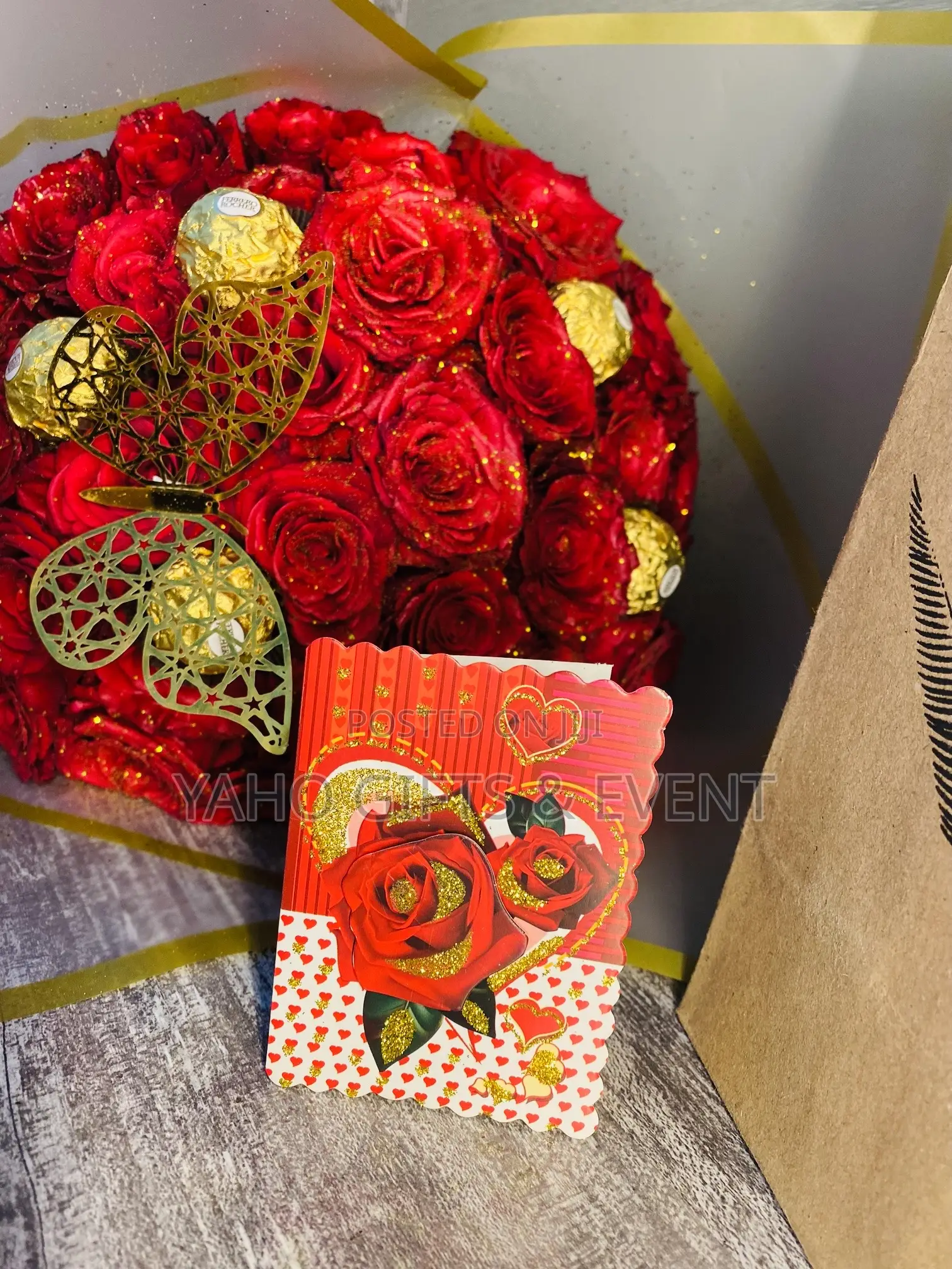 Yaho Flower Gift And Chocolate Gift