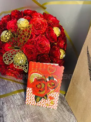 Yaho Flower Gift And Chocolate Gift