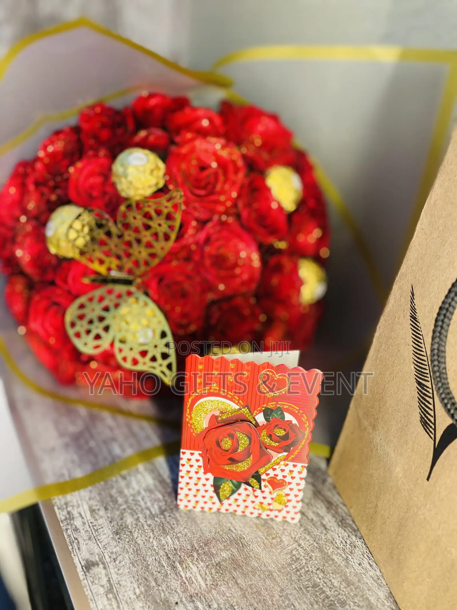 Yaho Flower Gift And Chocolate Gift