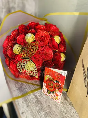 Yaho Flower Gift And Chocolate Gift