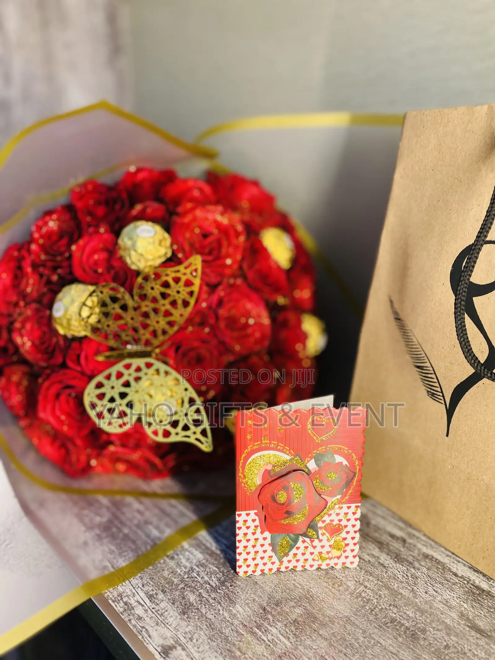 Yaho Flower Gift And Chocolate Gift