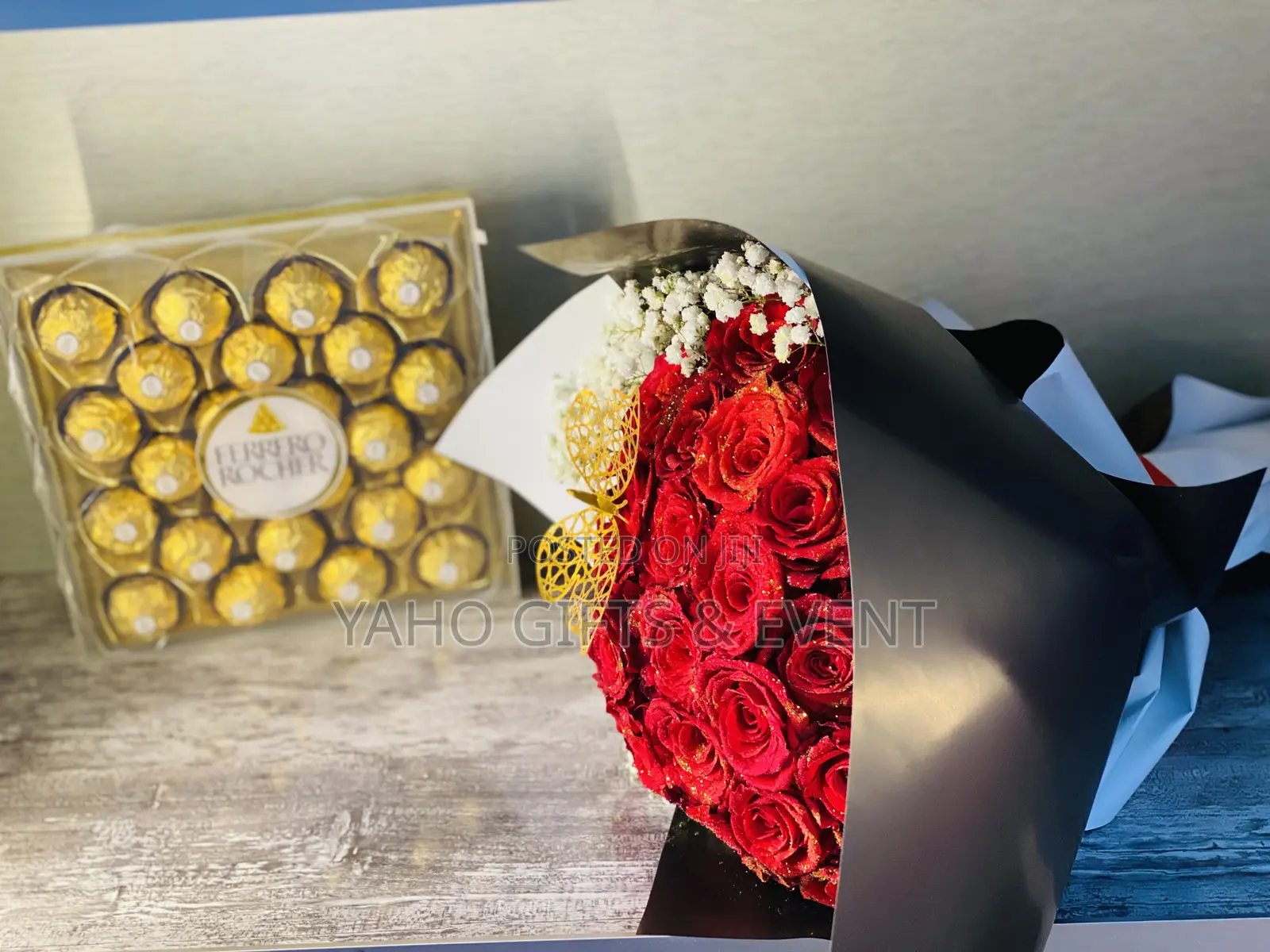 Yaho Flower  Gift Chocolate Gift