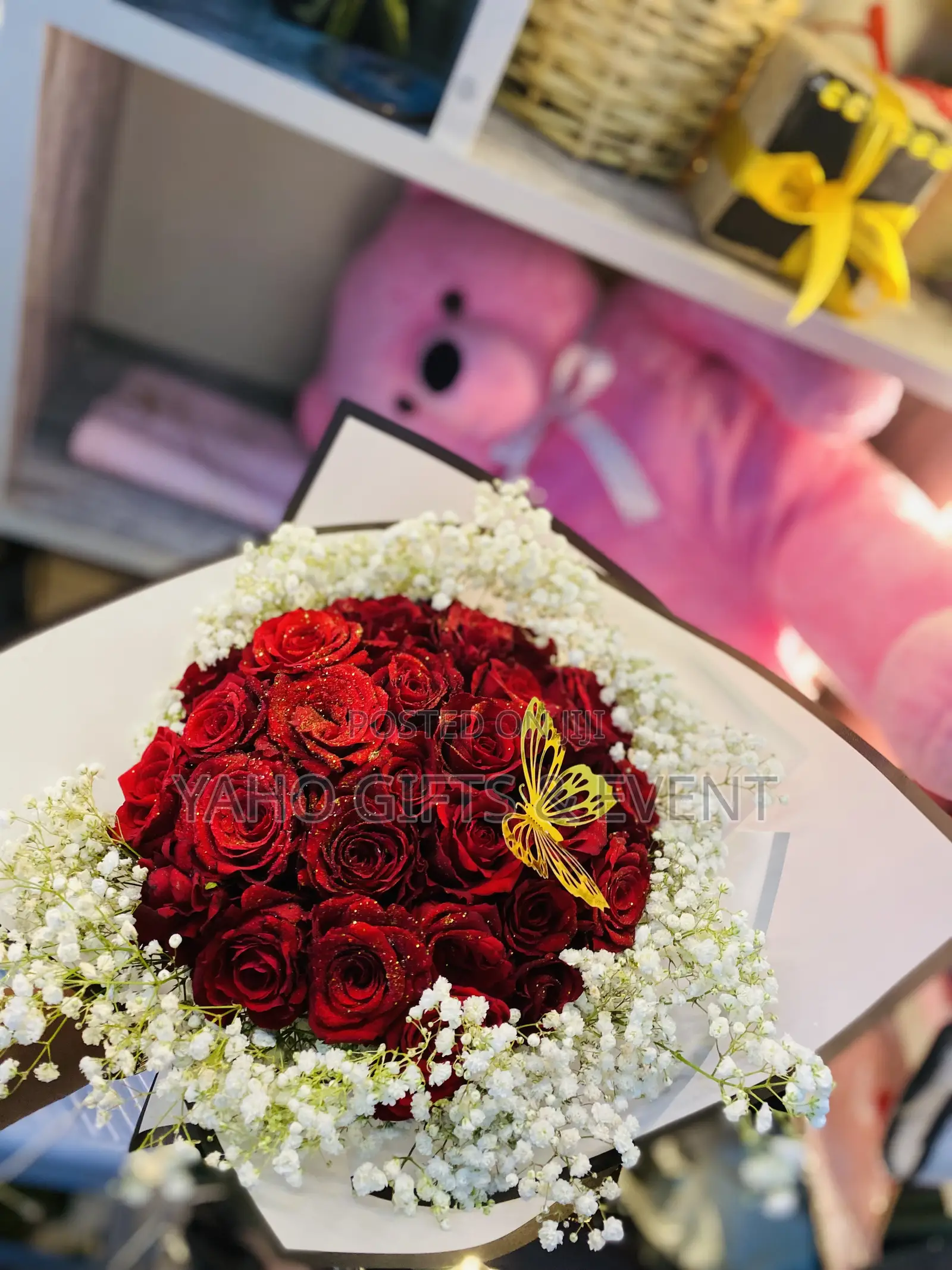 Yaho Large Toy and Flower  Gift Package