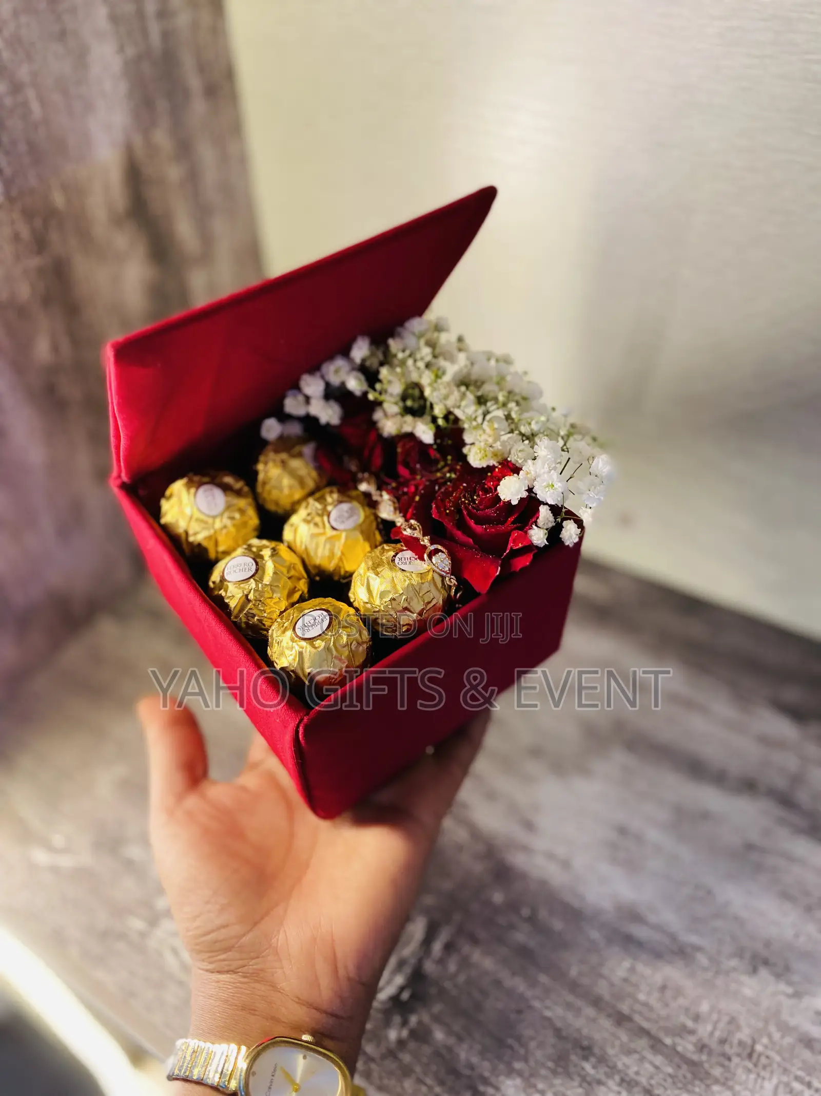 Yaho Chocolate ,Flower Bracelet Gift