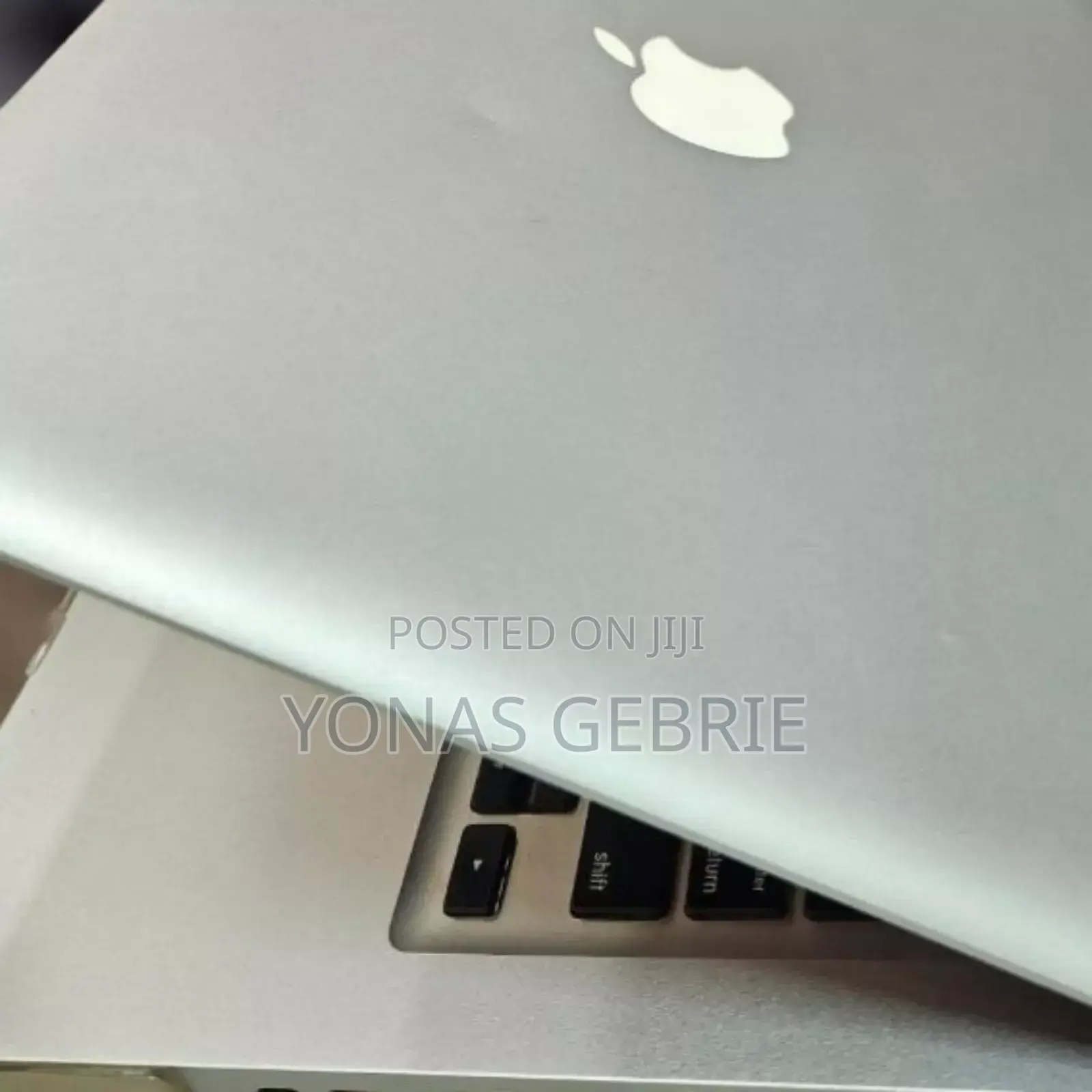 New Laptop Apple MacBook Pro 2011 4GB Intel Core I7 SSD 500GB