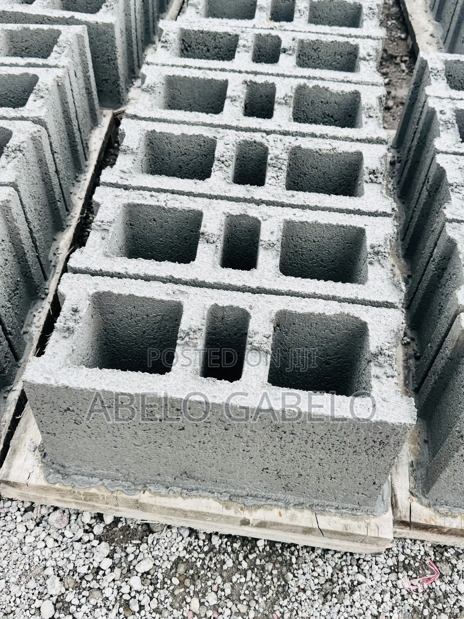 Hollow Concrete Block/HCB/ ብሎኬት