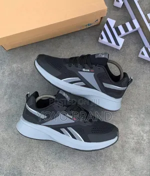 Photo - Reebok Fashion Shoes