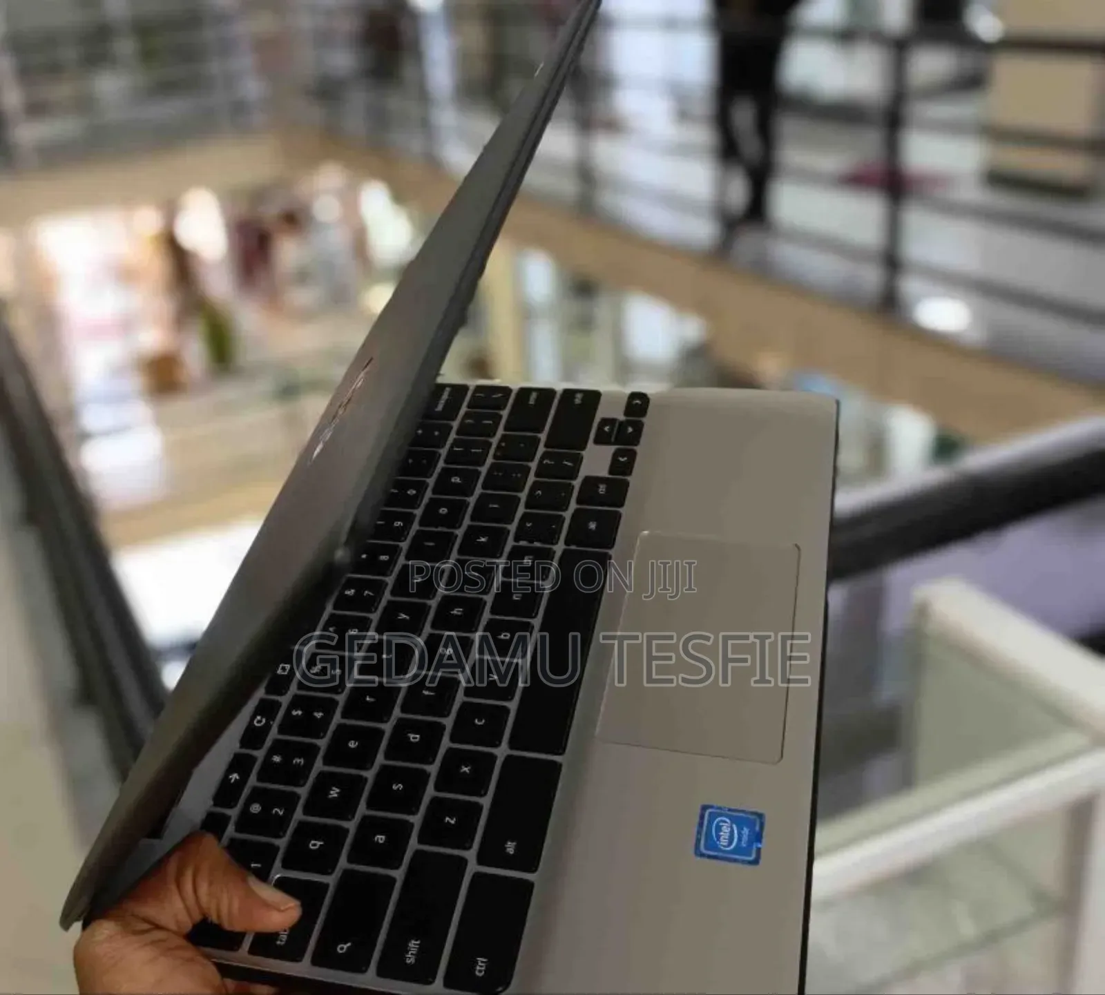 New Laptop HP Chromebook 4GB SSD 32GB