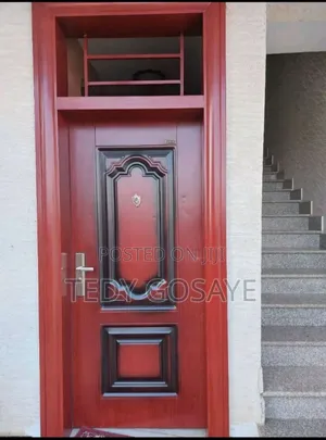 Photo - Victor Door