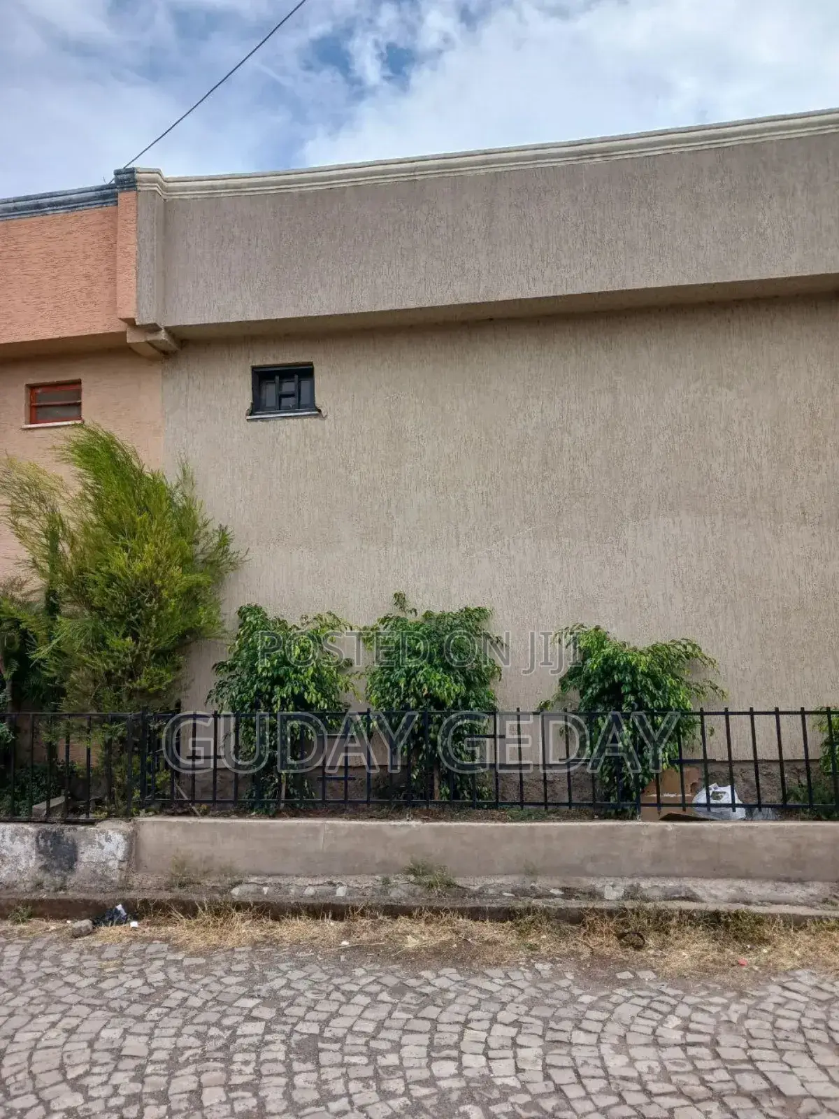 Furnished 4bdrm Villa in Oromia-Finfinne for sale