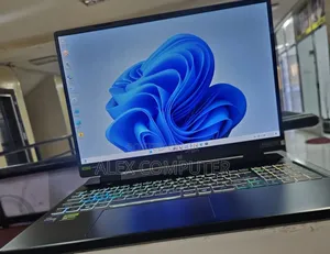 New Laptop Acer Predator Helios 300 16GB Intel Core I9 SSD 1T