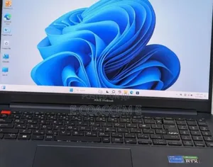 Photo - New Laptop Asus 16GB Intel Core I7 SSD 512GB