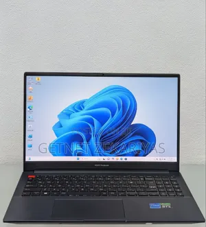 Photo - New Laptop Asus VivoBook 15 X505BA 16GB Intel Core I7 SSD 512GB