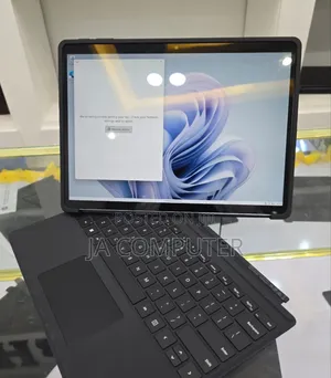 New Laptop Microsoft Surface Pro 9 16GB Intel Core I5 SSD 256GB