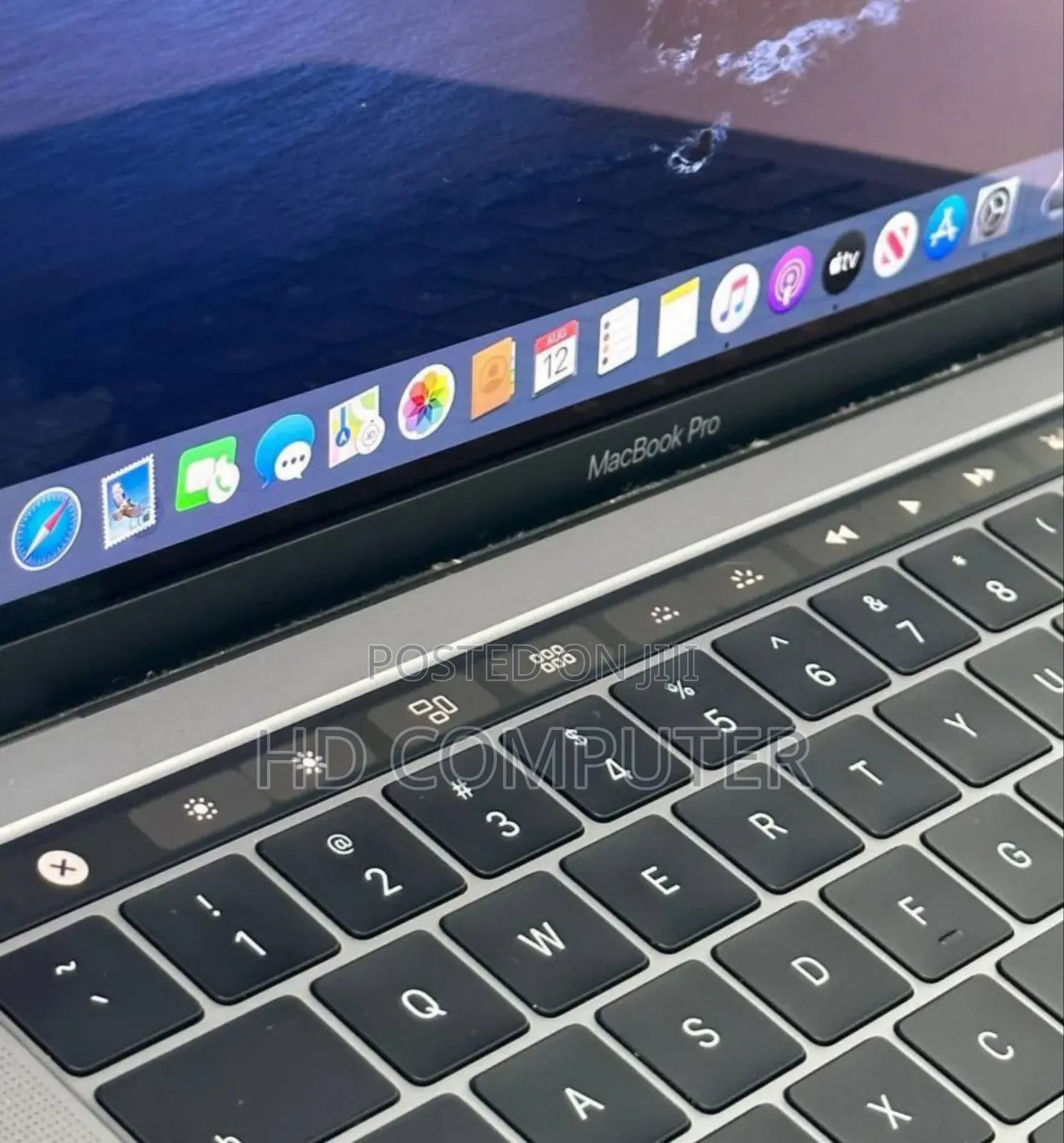 New Laptop Apple MacBook Pro 2019 8GB Intel Core I5 SSD 128GB